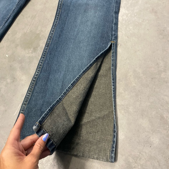 Vintage Y2KTommy Hilfiger Sz 9 Flare Bell Bottom Side Slit Jeans 2001 - Picture 8 of 9